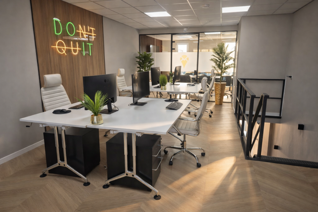 Flexplek Apeldoorn - flexibele werkplek huren in modern kantoor